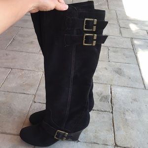 Women’s knee high pull on boots